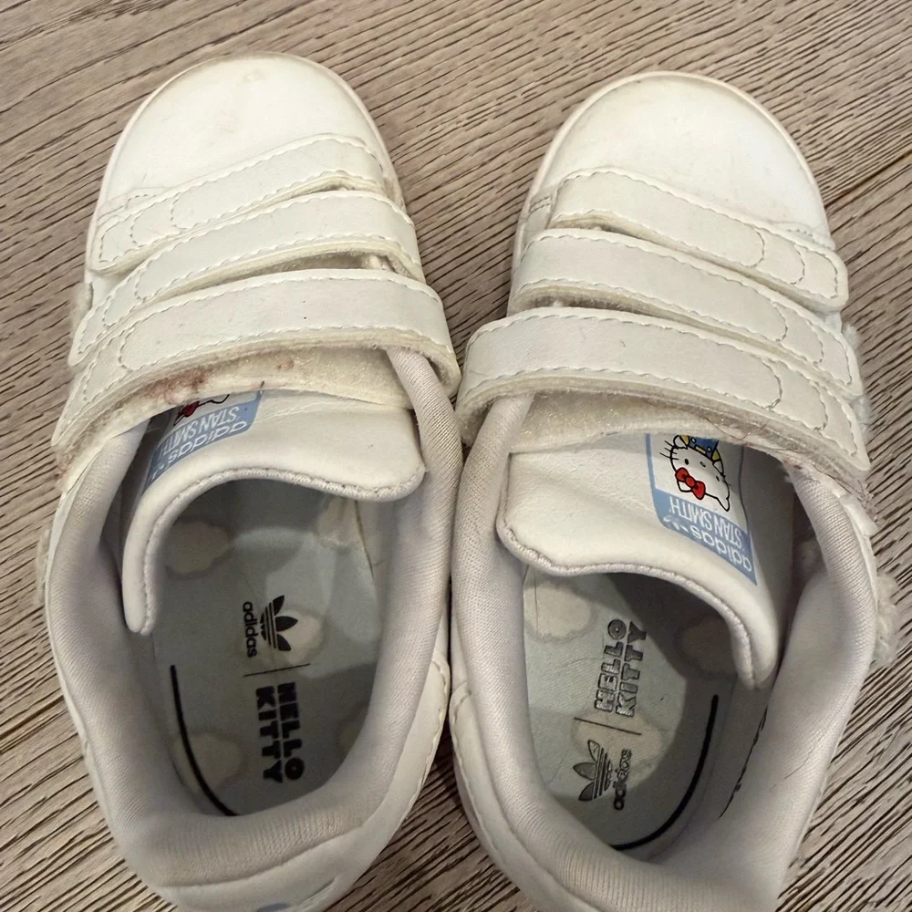 White Adidas Sneakers - Picture 3 of 4